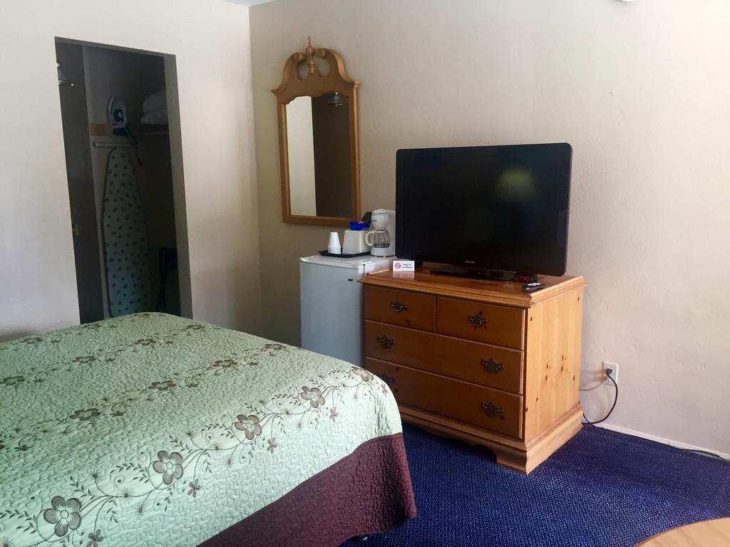 Paradise Inn Rom bilde